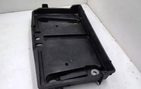 Battery tray