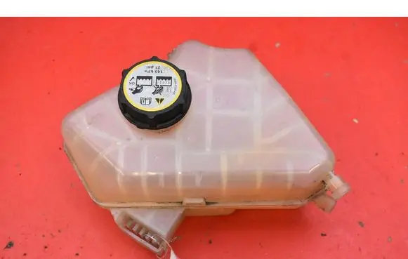 Ford B-MAX Coolant expansion tank/reservoir 8V218K218B
