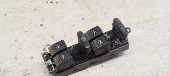 Skoda Octavia Mk1 (1U) Electric window control switch 1J4959857A 03755020