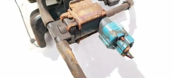 Lexus RX 300 Valve vacuum 9091012192 90910-12192