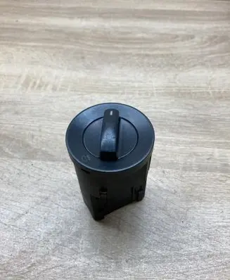 Light switch