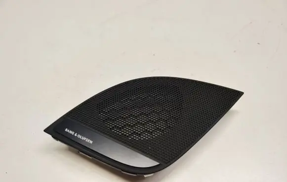 Side speaker trim/cover