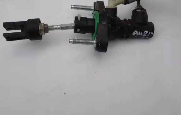 Toyota Auris 150 Clutch master cylinder