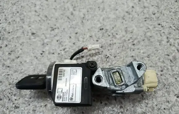 Nissan Primera Ignition lock 28590C9965