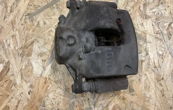 Mercedes-Benz E W212 Front brake caliper 02A0153757854 ECC24306