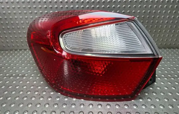 Hyundai i10 Rear/tail lights S27725842 92401K7000