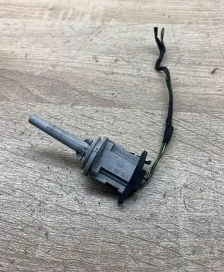 Audi A6 S6 C6 4F Interior temperature sensor 1J0907543