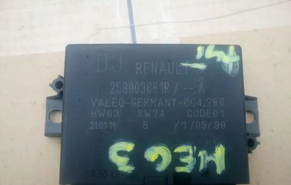 Renault Megane III Parking PDC control unit/module 259903681R