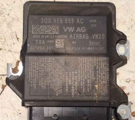 Skoda Octavia Mk3 (5E) Airbag control unit/module 3Q0959655AC 225894351 14B8011137