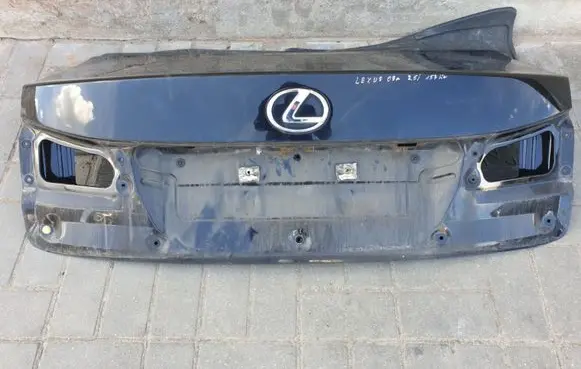 Lexus IS 220D-250-350 Tailgate/trunk/boot lid