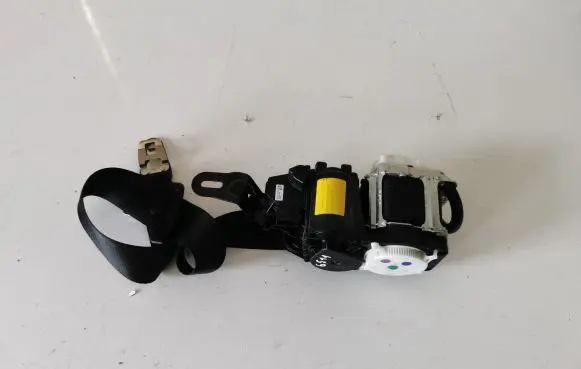 Mercedes-Benz CLS W257 Front seatbelt A2138603400