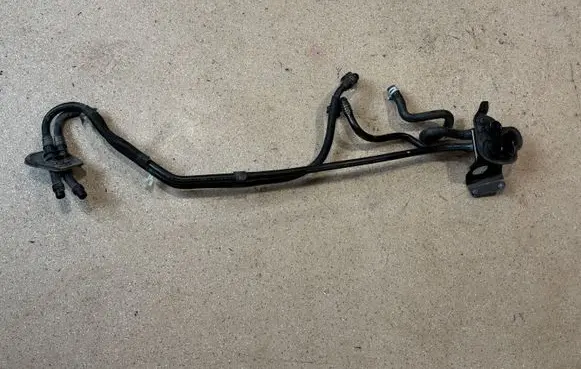 Volvo XC90 Engine coolant pipe/hose 31493033 31439808