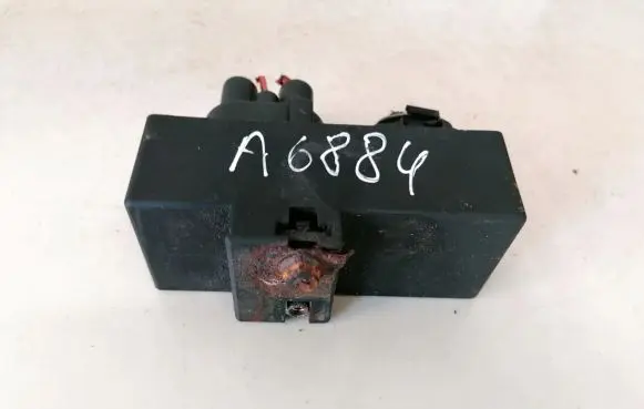 Seat Leon (1M) Coolant fan relay 1j0919506k 898972000