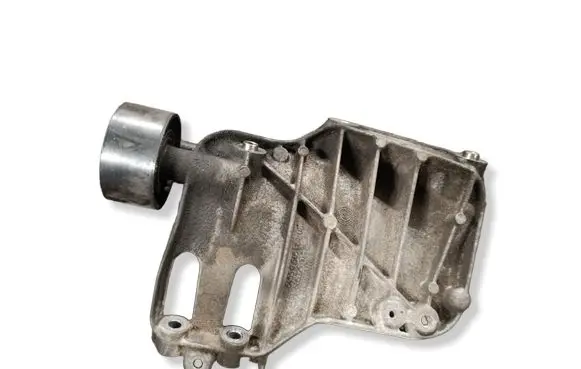 BMW 5 F10 F11 A/C compressor mount bracket 7585167
