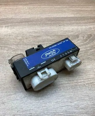 Volkswagen Sharan Coolant fan relay 7M00000317 95VW14B205AA