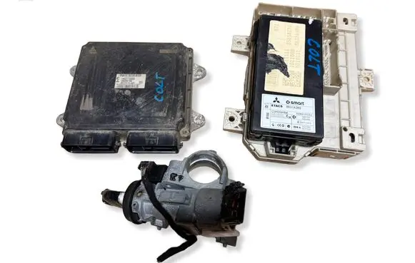 Mitsubishi Colt Engine control unit/module 1860115600 1860B156 E6773477