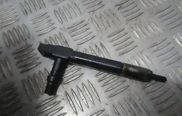 Mazda Premacy Fuel injector