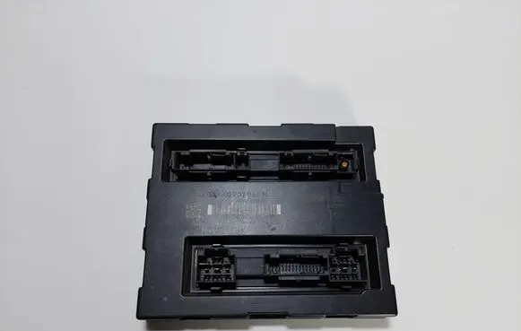 Audi A4 S4 B8 8K Comfort/convenience module 8K0907064N