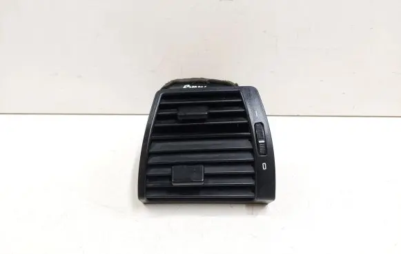 BMW X5 E53 Dashboard side air vent grill/cover trim 64228402215 8402215
