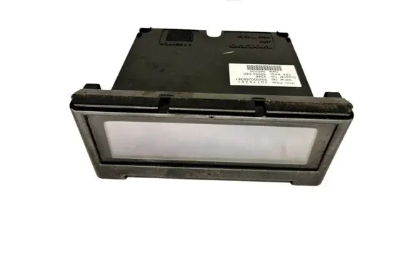 Volvo V50 Screen/display/small screen 30775261 002000258381