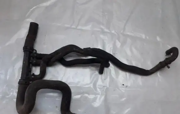Renault Laguna III Engine coolant pipe/hose 1800413515