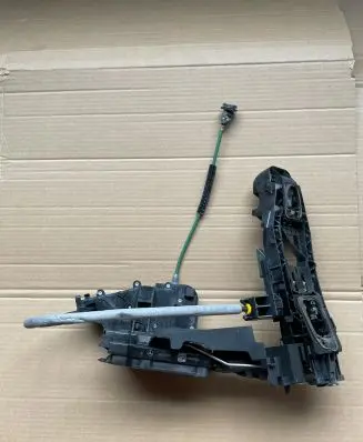 Mercedes-Benz GLC X253 C253 Front door lock 0997601900