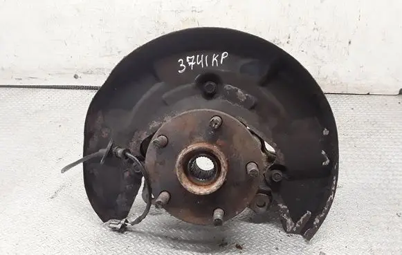 Subaru B9 Tribeca Front wheel hub spindle knuckle