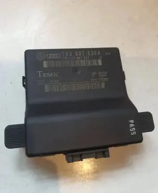 Volkswagen Touran I Gateway control module 1K0907530A 1K0907951