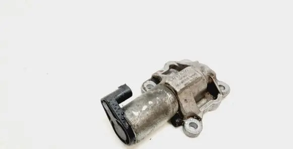 Volvo XC90 Camshaft vanos timing valve 8670422
