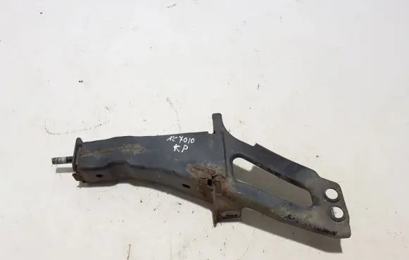 Volvo XC70 Front bumper cross member 31201950