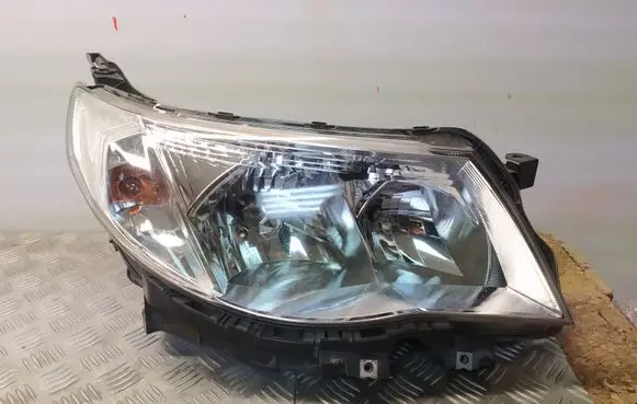 Subaru Forester SH Headlight/headlamp