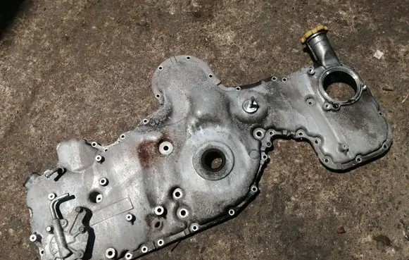 Subaru Forester SH Timing chain cover 