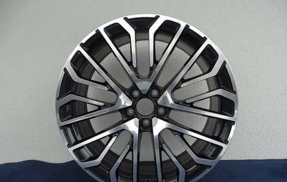 Audi Q5 SQ5 R21 alloy rim 8MA601025P 8MA601025L