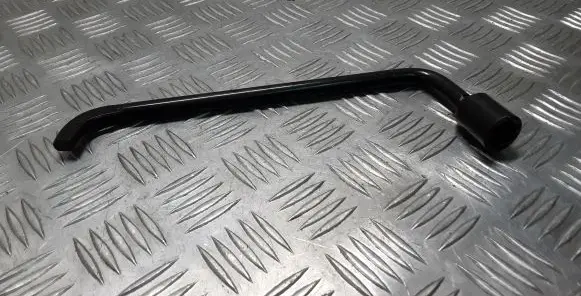 Peugeot 308 Wheel nut wrench 