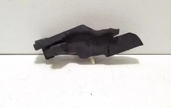 Fender foam support/seal