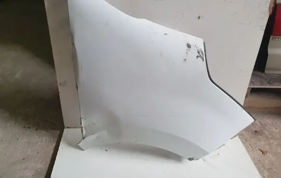 Renault Master III Fender