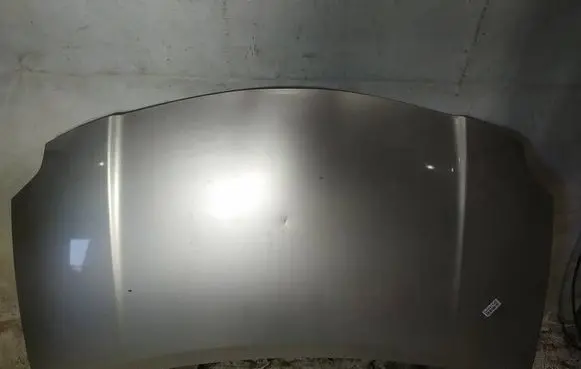 Toyota Auris 150 Engine bonnet/hood pilkas