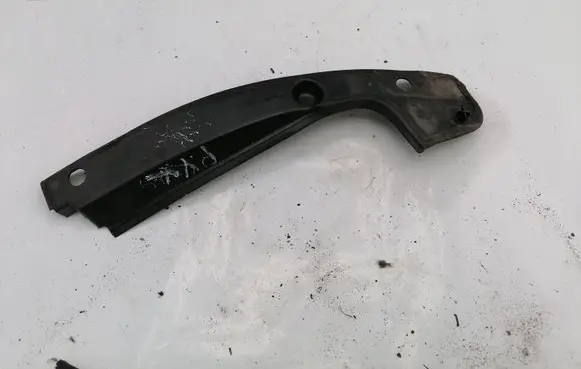 BMW 5 E60 E61 Rain gutter 7034159