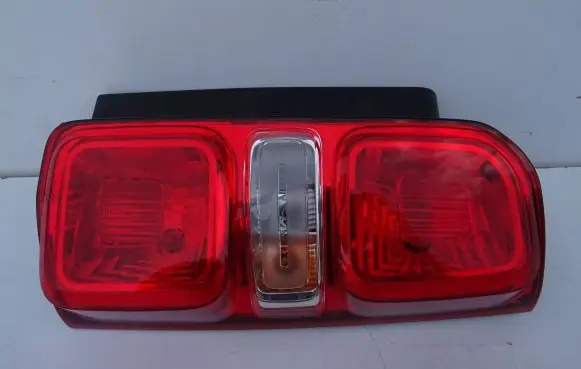 Peugeot Expert Rear/tail lights 0019725301 A002ZH