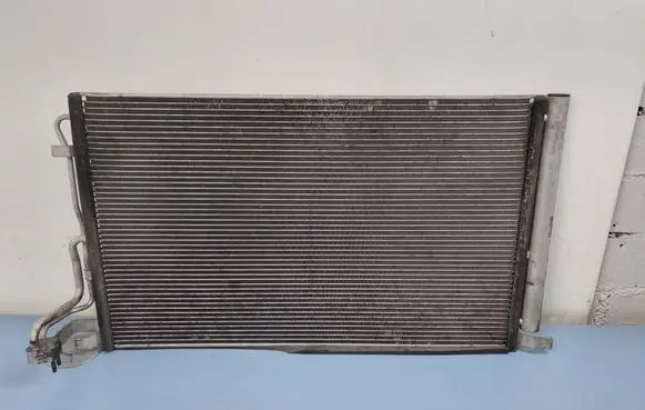 A/C cooling radiator (condenser)