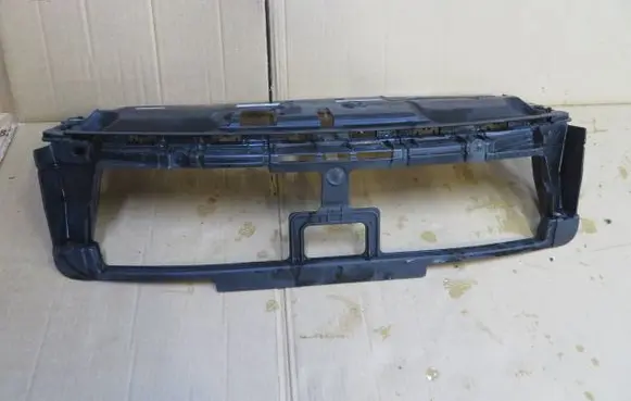 Peugeot 308 Front bumper mounting bracket 9835297780