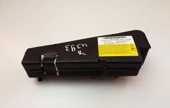 Ford Focus Seat airbag AM51R611D10AE