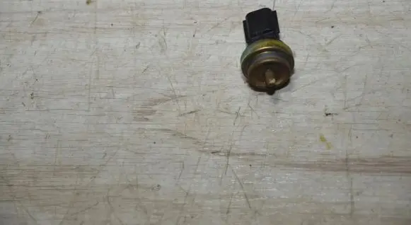 Renault Captur Coolant temperature sensor 