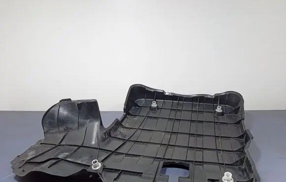 Front underbody cover/under tray