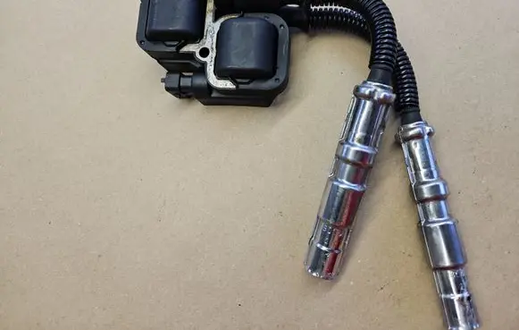 Mercedes-Benz SL R230 High voltage ignition coil A0001587803 0221503035 1121500118