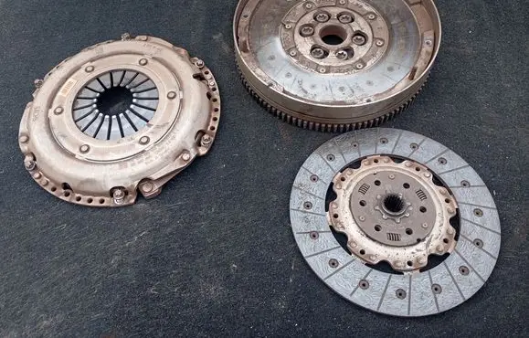 Opel Insignia A Clutch set kit 55582606 55582605