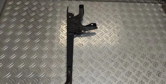 Toyota Corolla Verso E121 Radiator support slam panel bracket 