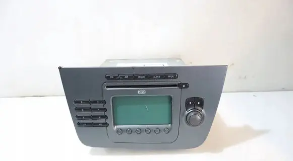 Seat Altea XL Radio/GPS head unit trim 