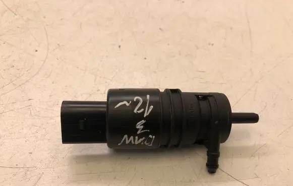 BMW 3 F30 F35 F31 Windscreen/windshield washer pump 730258901