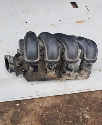 Toyota Avensis T250 Intake manifold